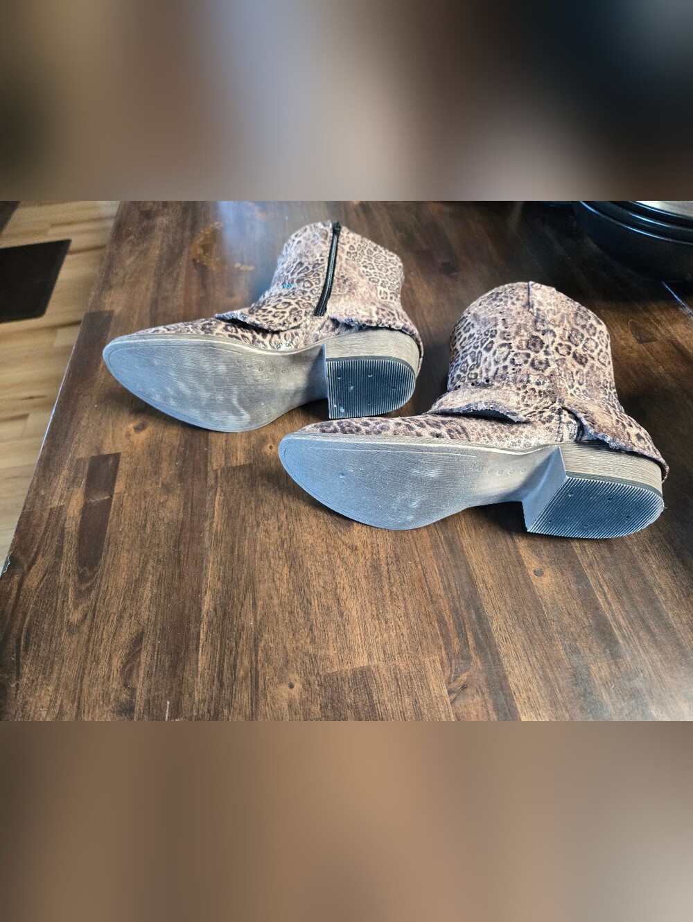 Very G Booties - Picture 4 of 6